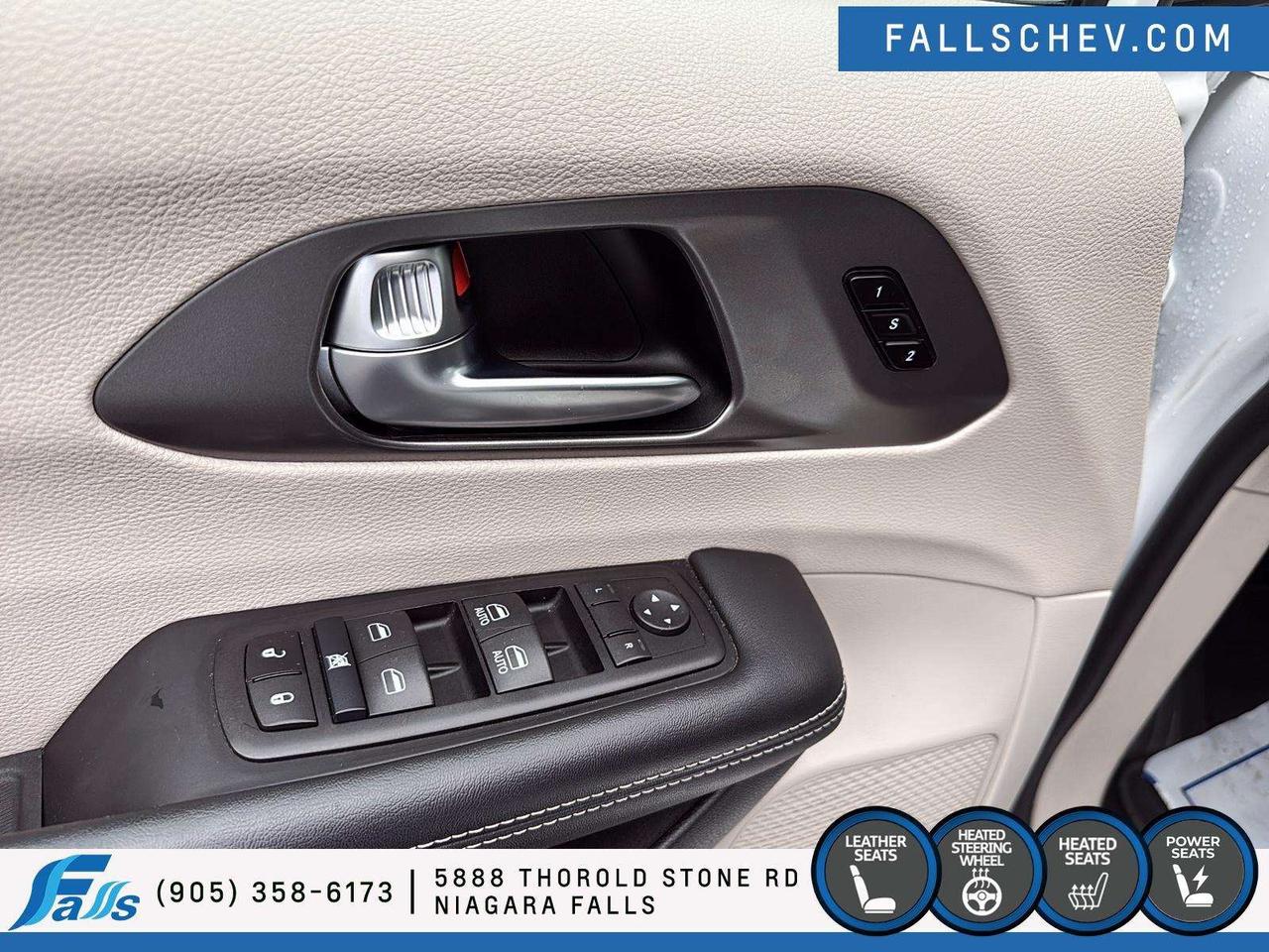 2024 Chrysler Pacifica Touring-L TOURING-L,P.DOORS,P.LIFT,LEATHER Photo
