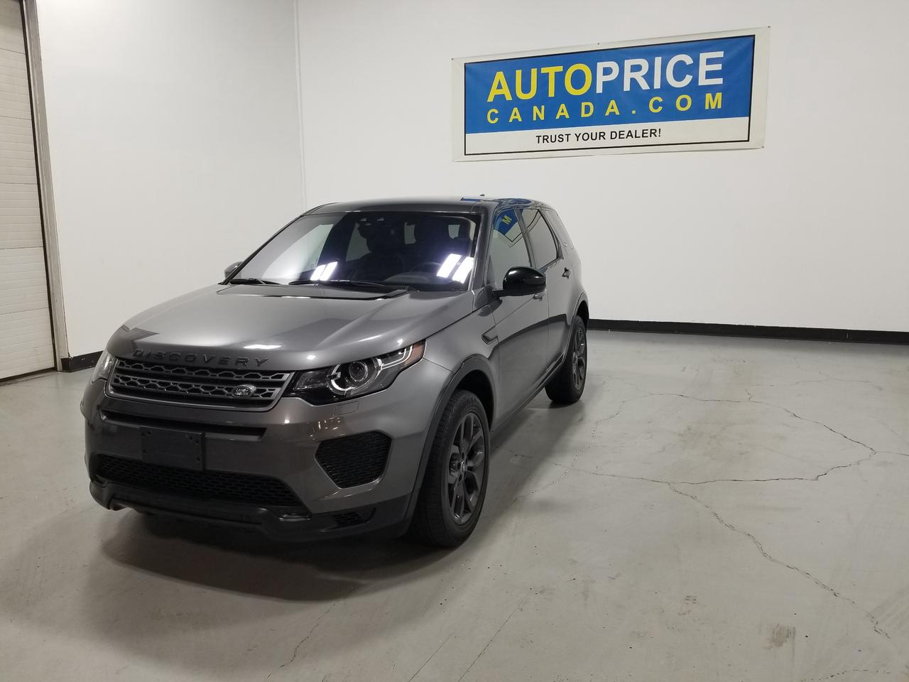 2019 Land Rover Discovery Sport HSE 4dr All-Wheel Drive Photo2