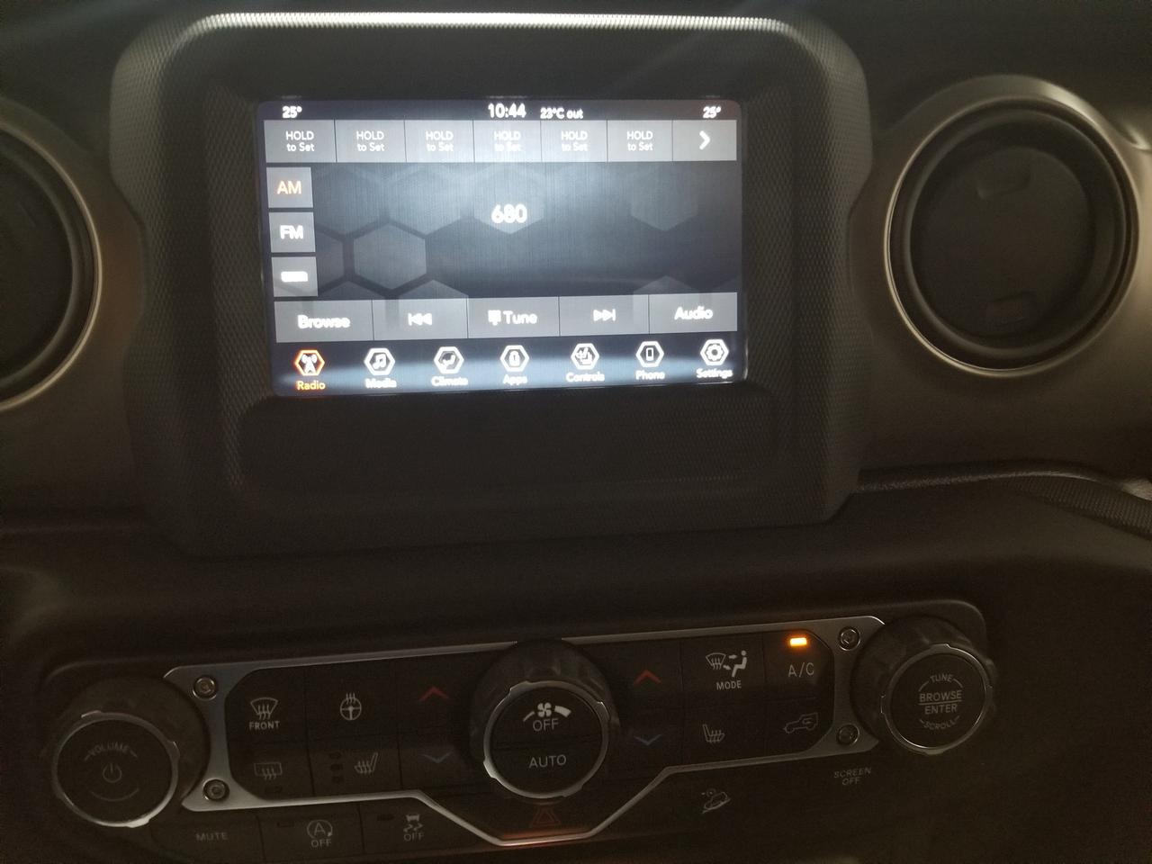 2019 Jeep Wrangler Sport 2dr 4x4 Photo
