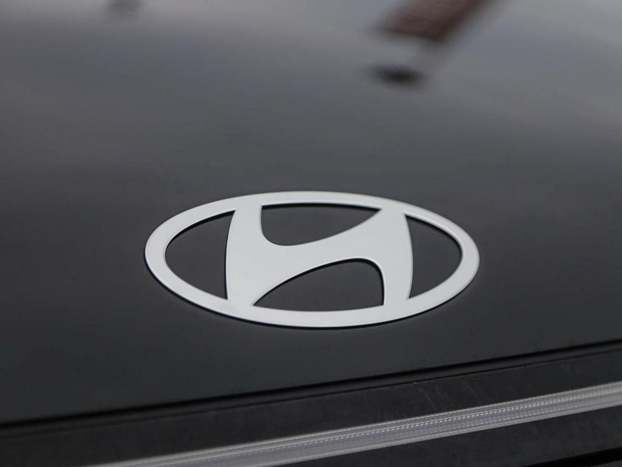 2025 Hyundai KONA  Photo