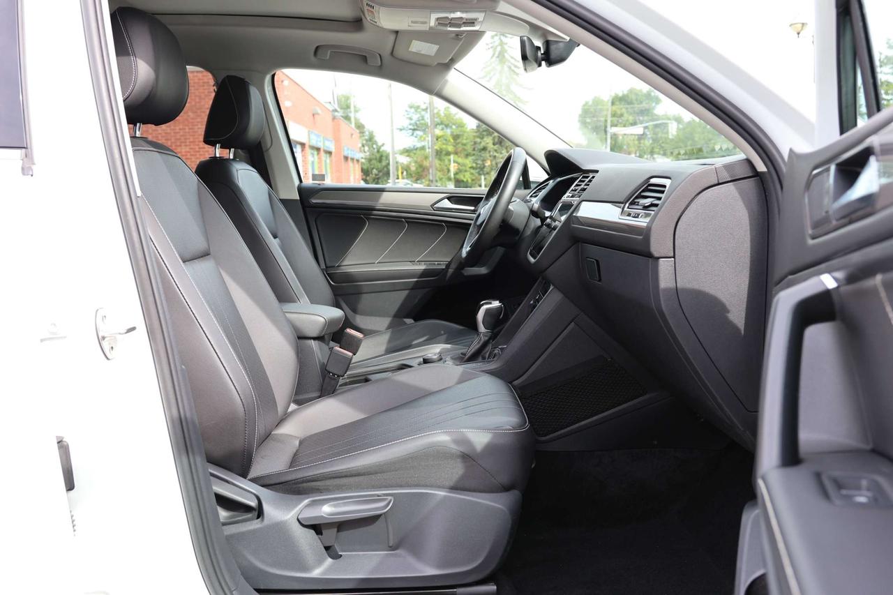 2022 Volkswagen Tiguan COMFORTLINE-4MOTION-7PASS-R STARTER/ADAPTCRUISE/BCAM/BLIS/FCW/LEATHER/H SEATS&STEERING/KEYLESS/CARPLAY/PANOROOF Photo