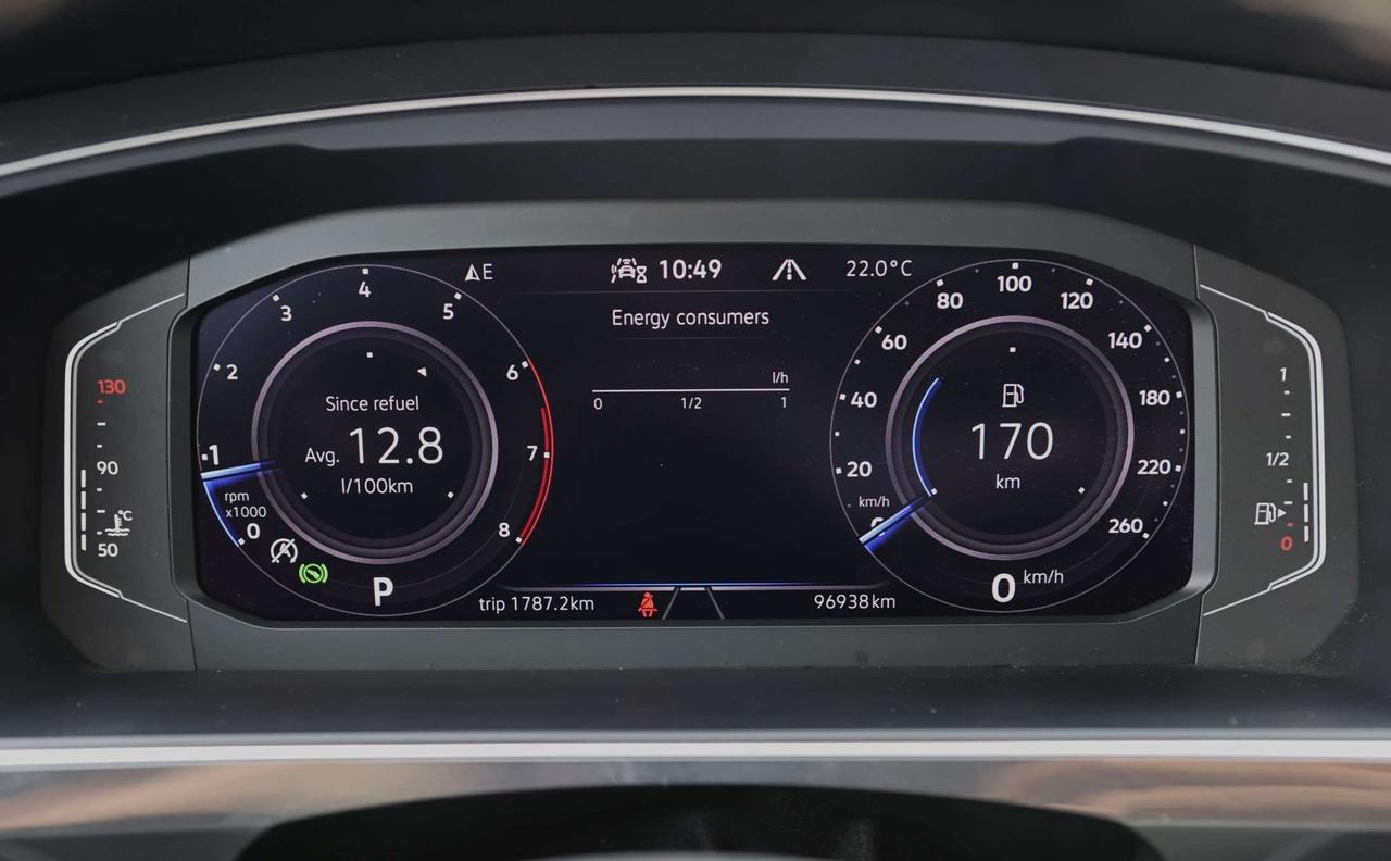 2022 Volkswagen Tiguan COMFORTLINE-4MOTION-7PASS-R STARTER/ADAPTCRUISE/BCAM/BLIS/FCW/LEATHER/H SEATS&STEERING/KEYLESS/CARPLAY/PANOROOF Photo