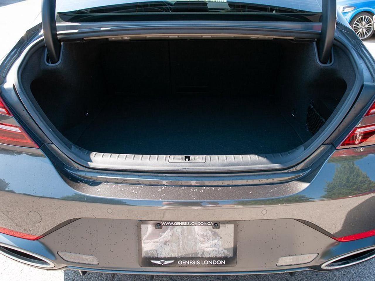 2025 Genesis G70  Photo