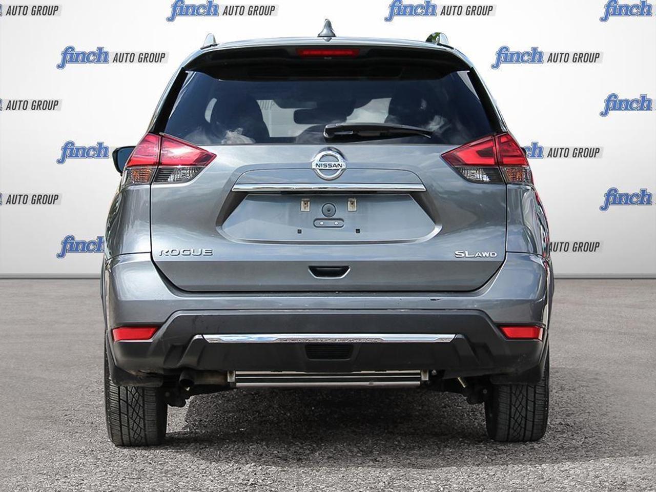2017 Nissan Rogue  Photo4