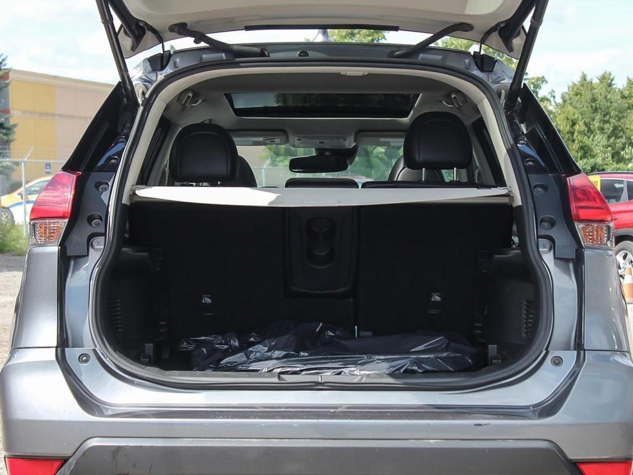 2017 Nissan Rogue  Photo