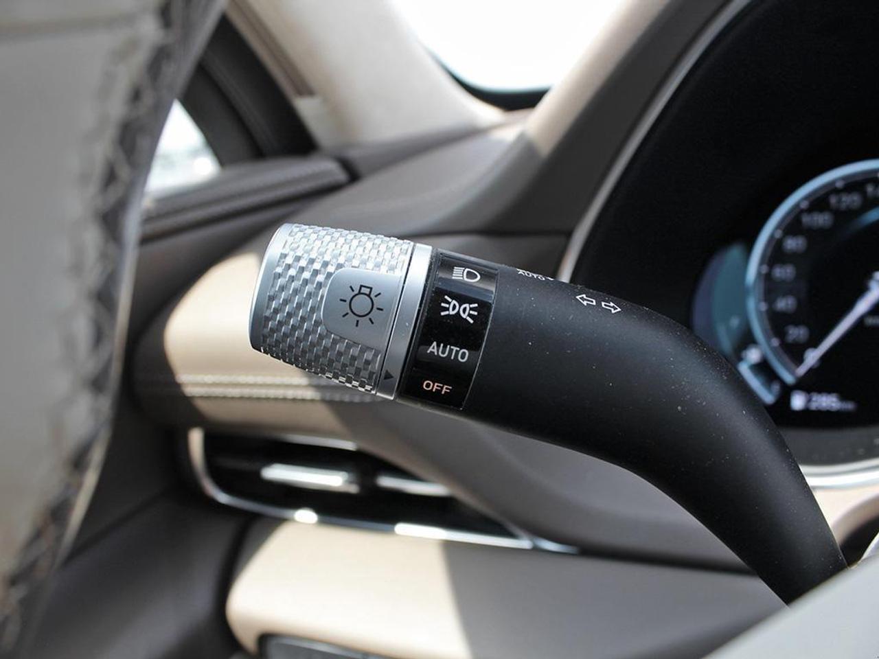 2023 Genesis GV80  Photo