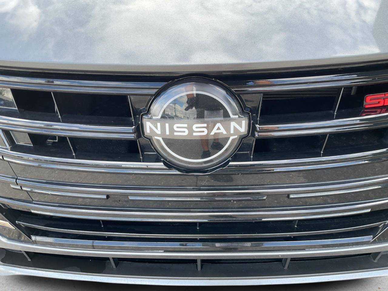 2024 Nissan Versa SR 4DR SEDAN Photo