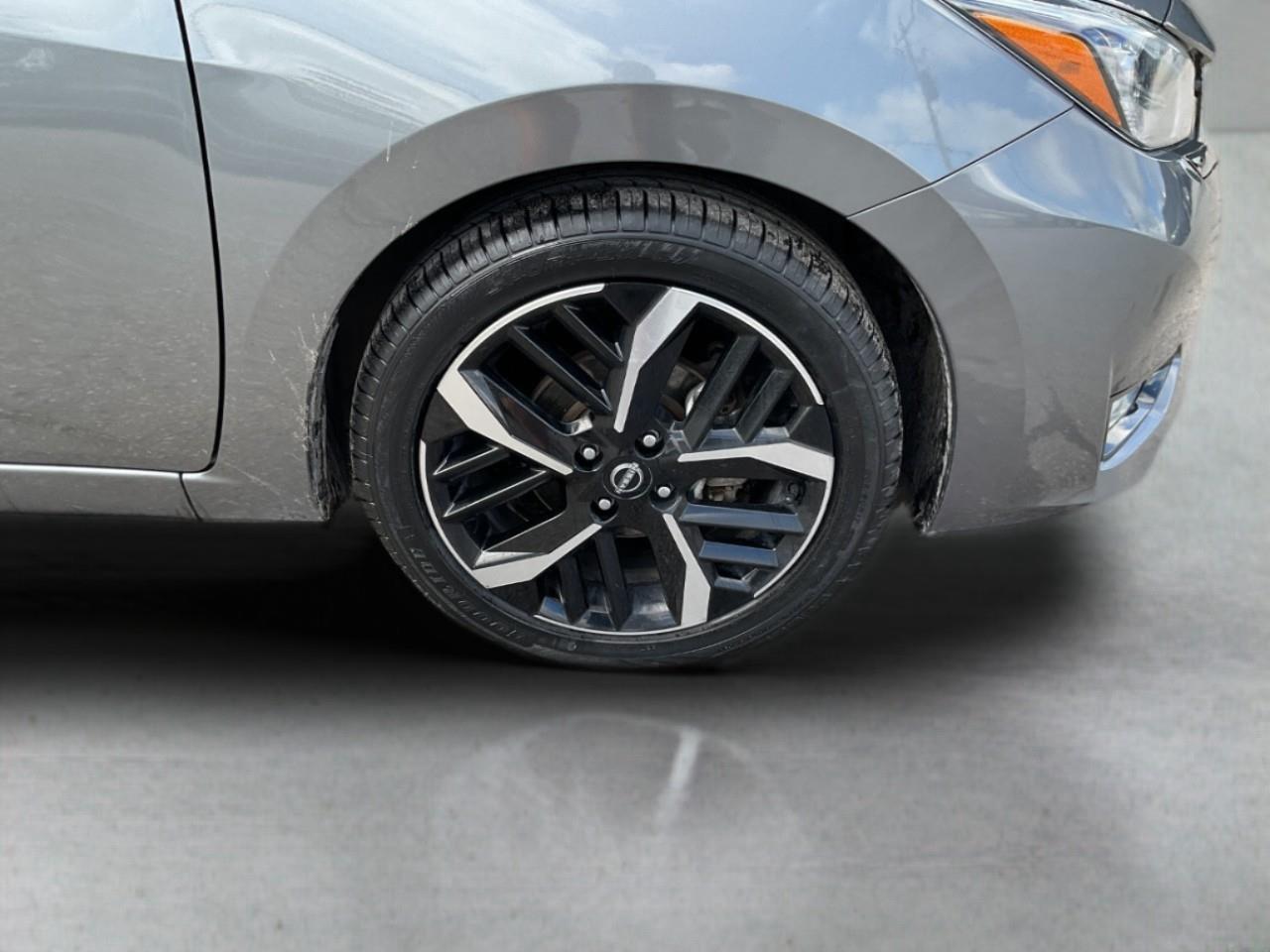 2024 Nissan Versa SR 4DR SEDAN Photo