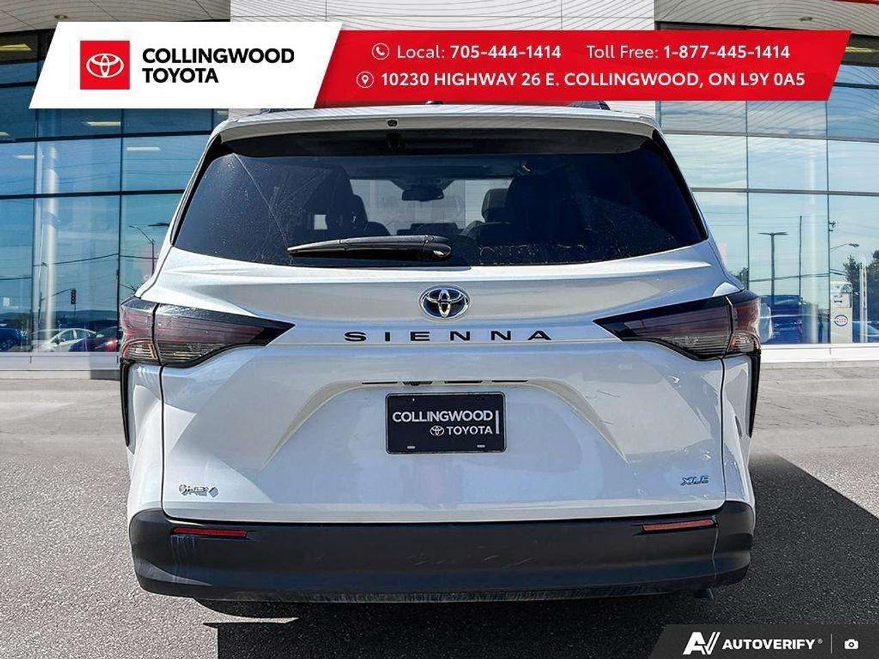 2025 Toyota Sienna *XLE FWD 8-PASS* ONE OWNER* ACCIDENT FREE* Photo4
