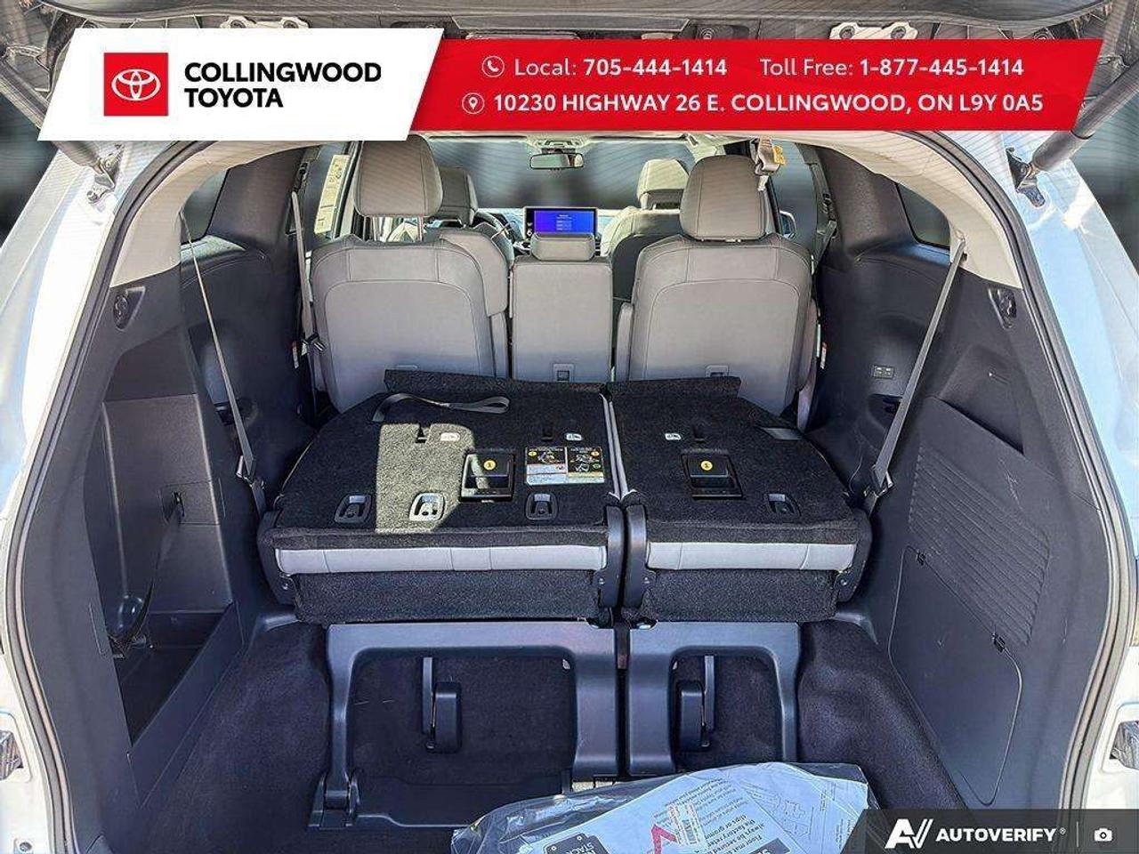2025 Toyota Sienna *XLE FWD 8-PASS* ONE OWNER* ACCIDENT FREE* Photo