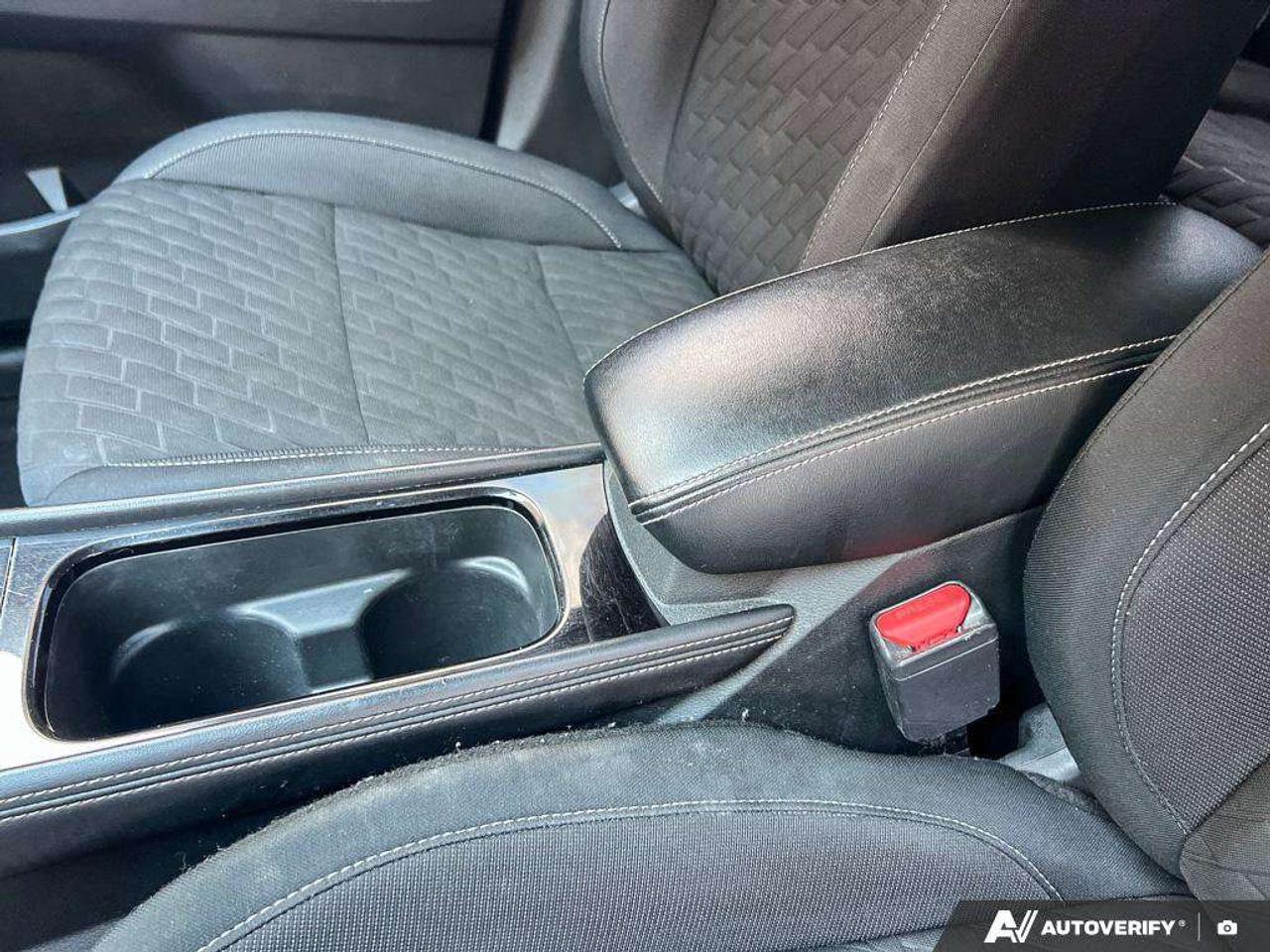 2022 Nissan Kicks SV   HTD SEATS   BLIND SPOT MONITOR Photo