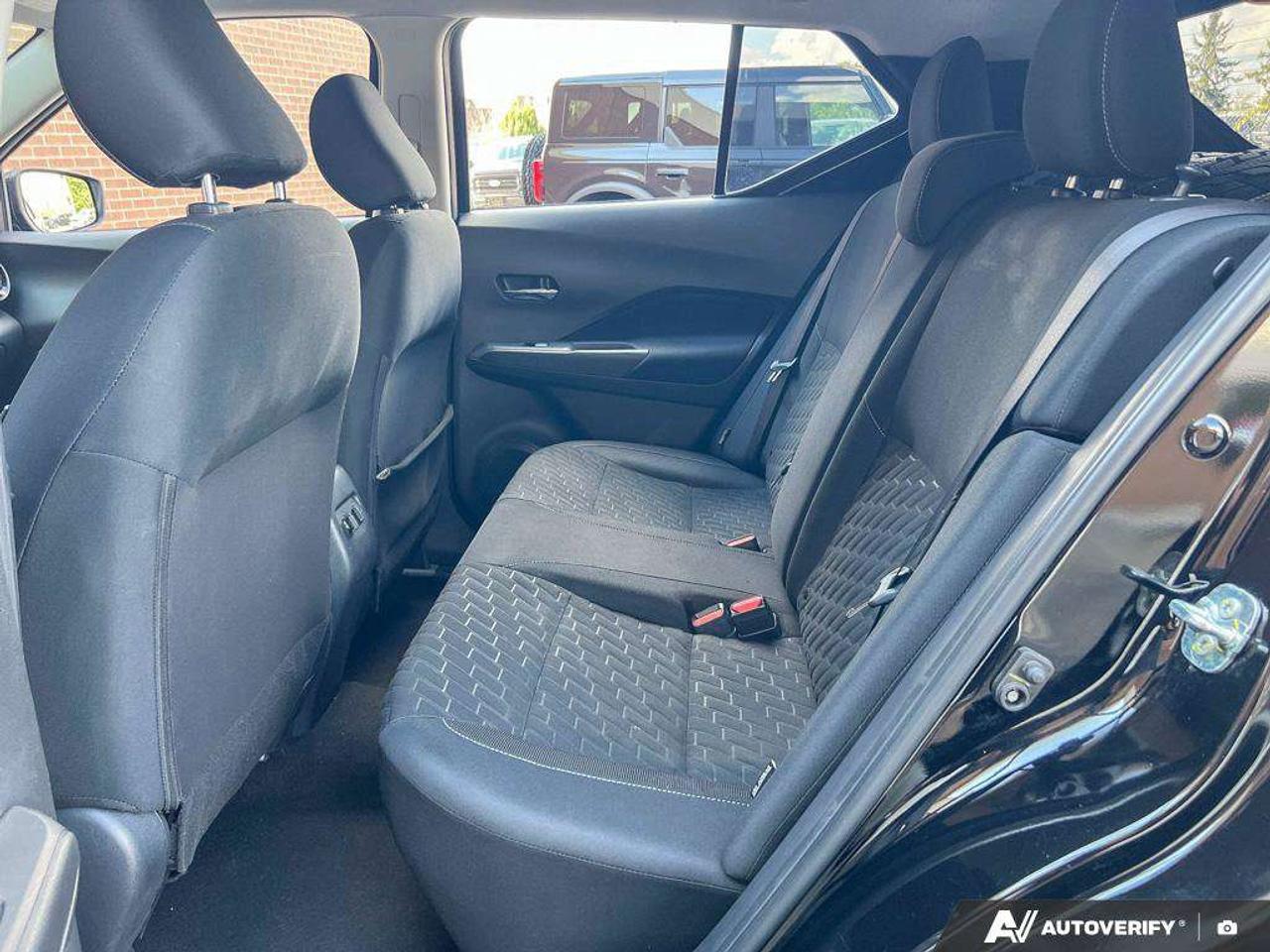 2022 Nissan Kicks SV   HTD SEATS   BLIND SPOT MONITOR Photo