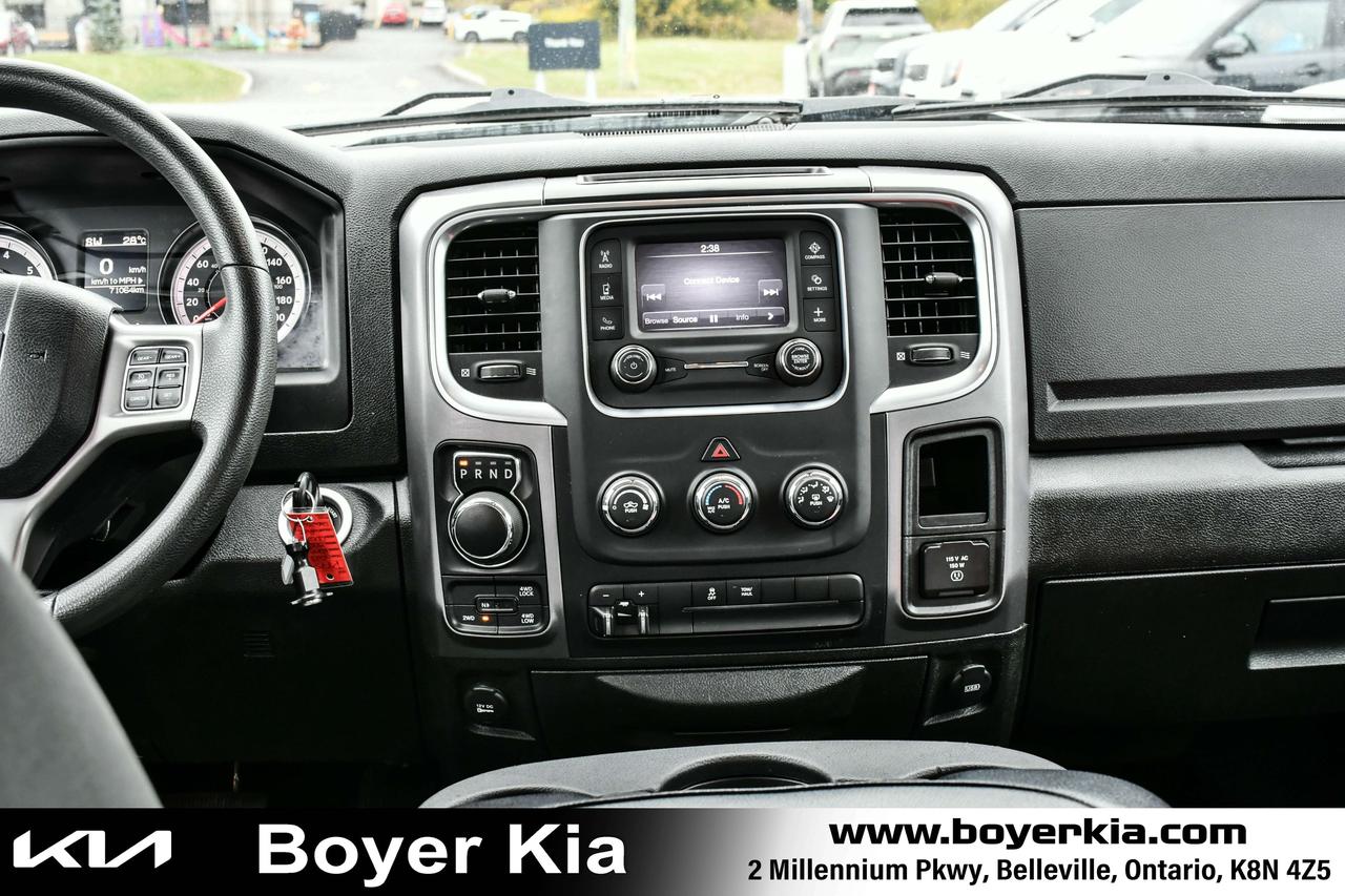 2023 RAM 1500 SLT 4x4 Crew Cab 5'7 Box Photo
