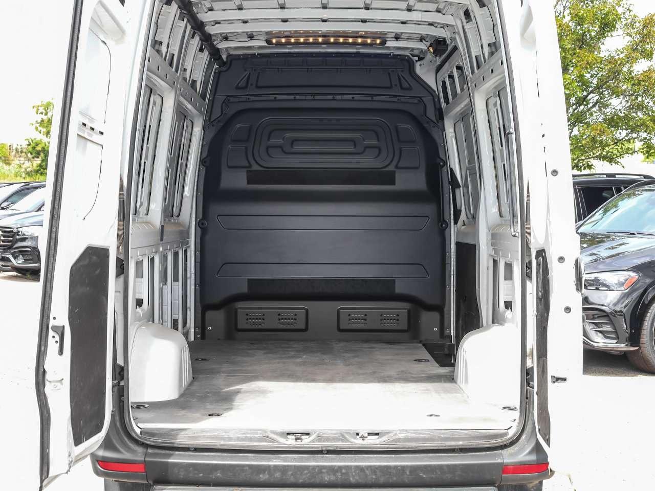 2024 Mercedes-Benz Sprinter 144 High Roof 4-Cyl Diesel Photo