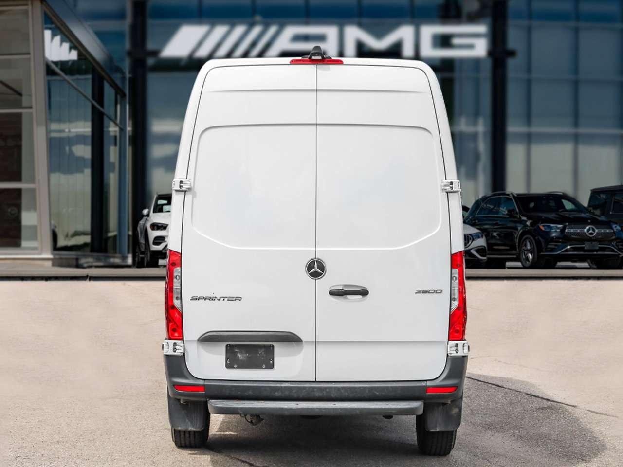 2024 Mercedes-Benz Sprinter 144 High Roof 4-Cyl Diesel Photo