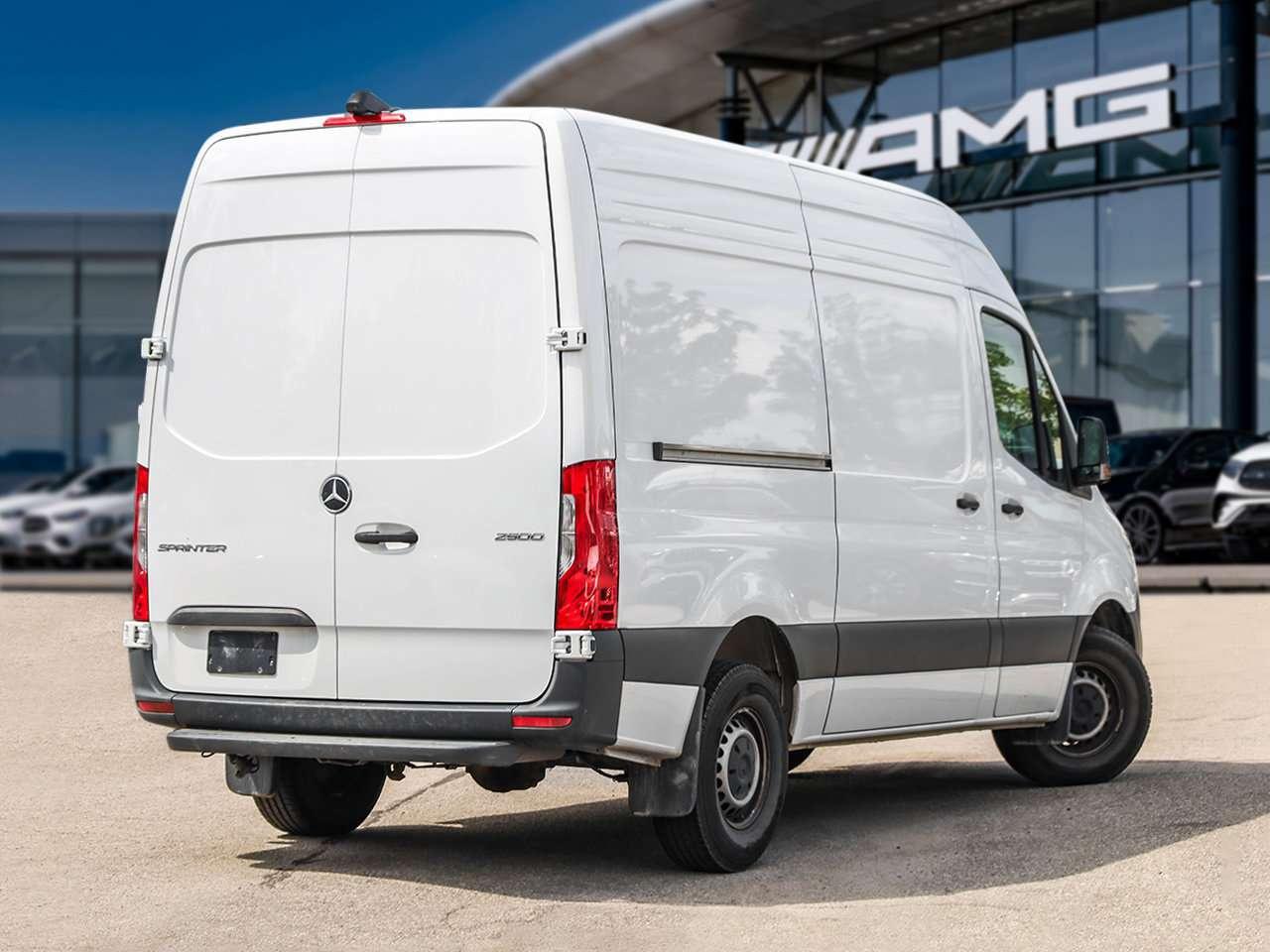 2024 Mercedes-Benz Sprinter 144 High Roof 4-Cyl Diesel Photo1