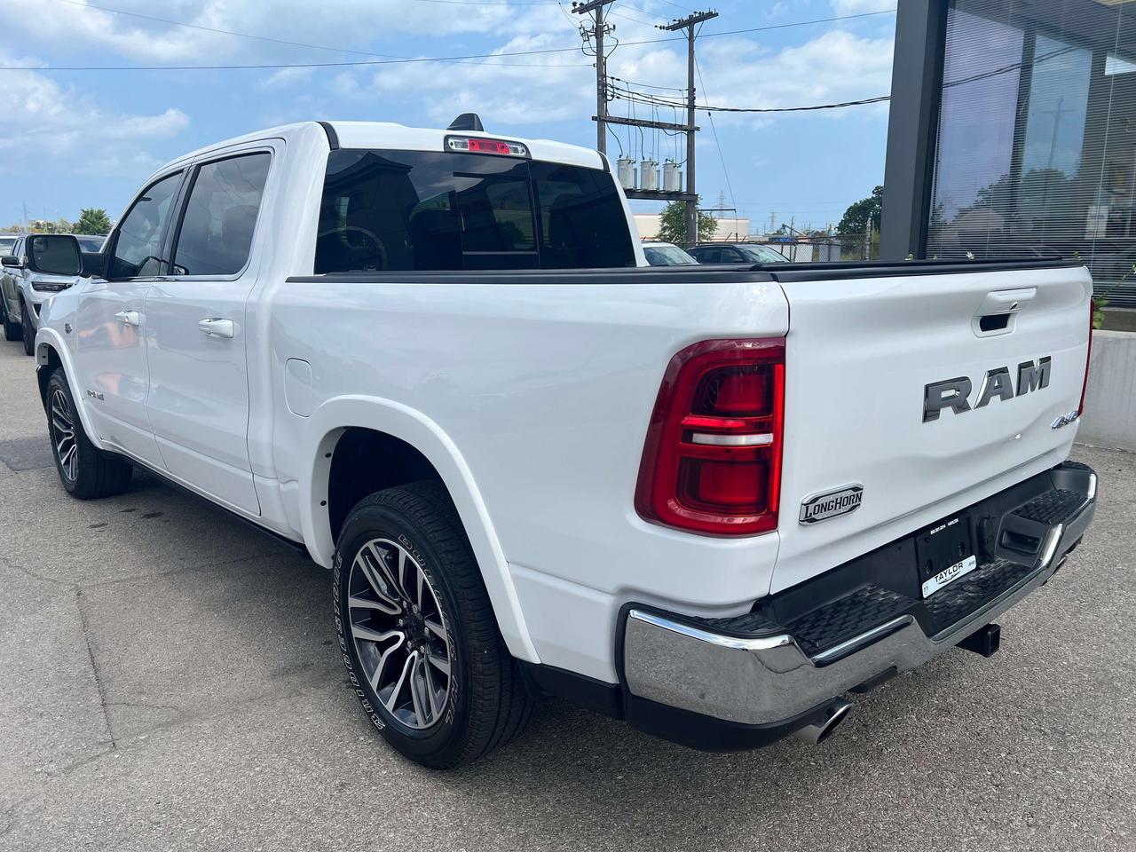 2026 RAM 1500 Longhorn 5.7L HEMI *SUN *NAVI *MAX TOW *PWR STEPS Photo