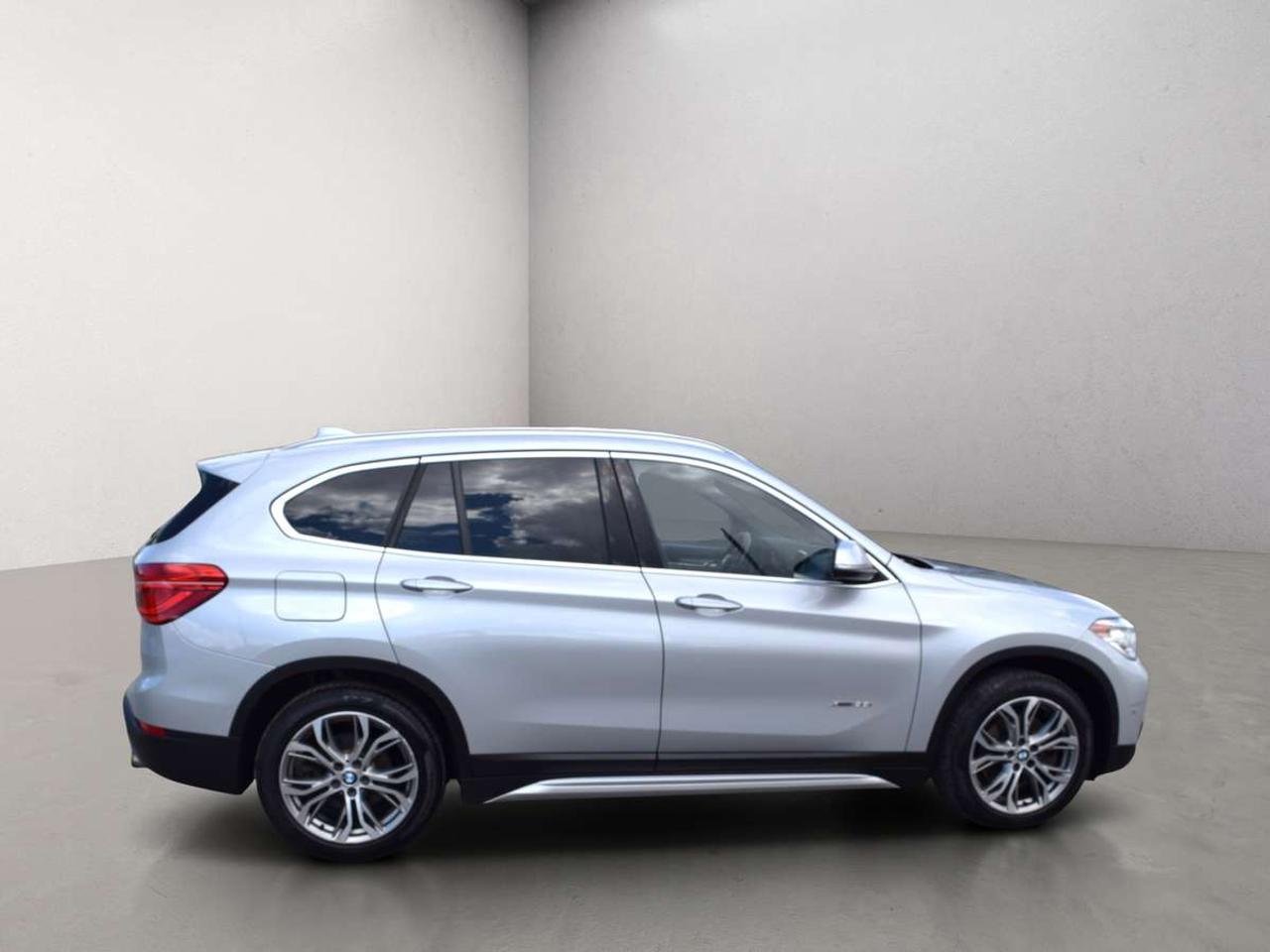 2016 BMW X1 xDrive28i Leather Back Up Camera Photo