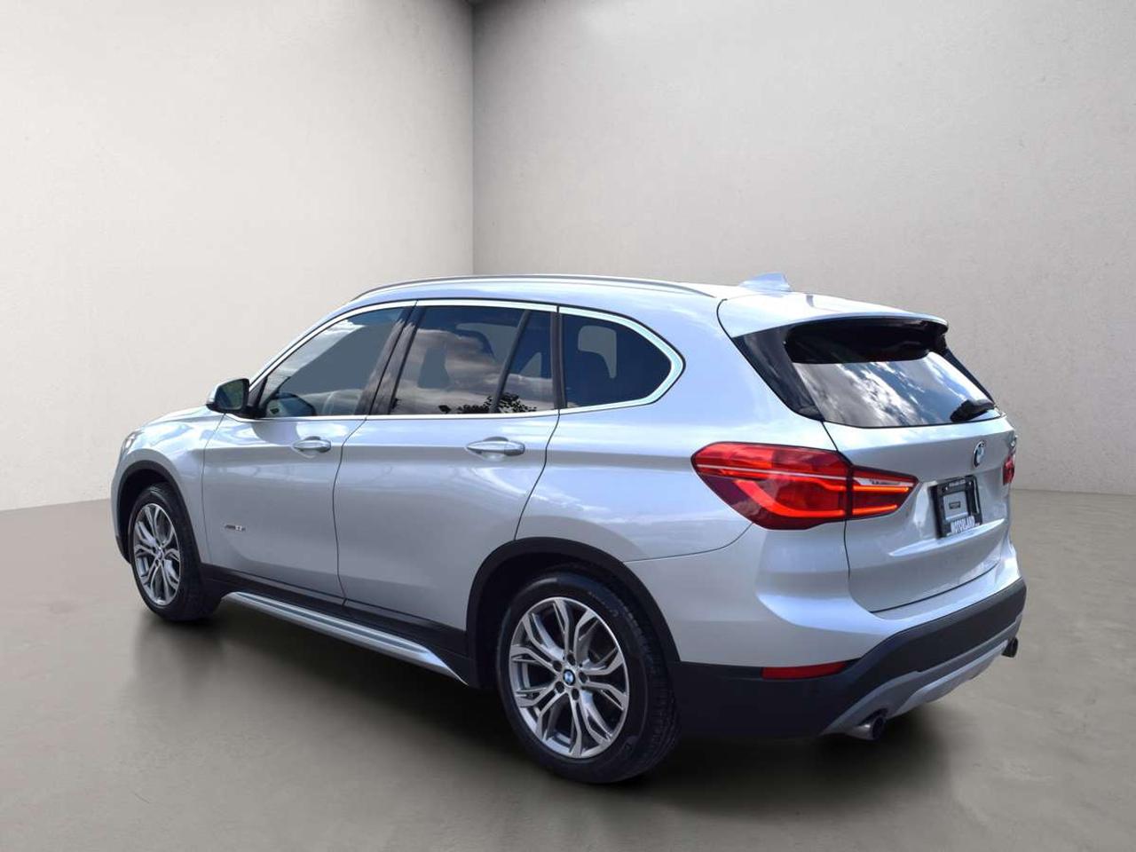 2016 BMW X1 xDrive28i Leather Back Up Camera Photo