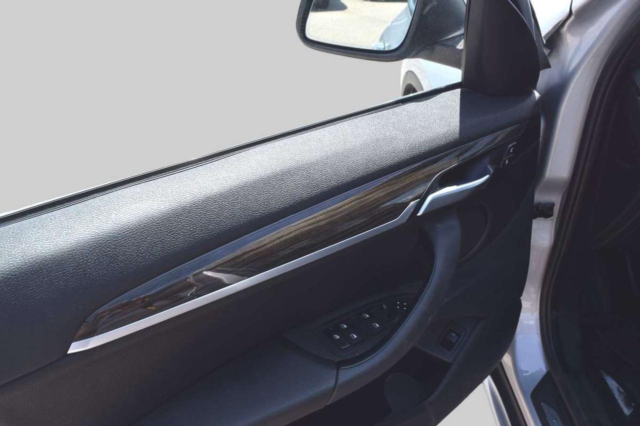 2018 BMW X1 xDrive28i Navi Panoramic Sunroof Photo