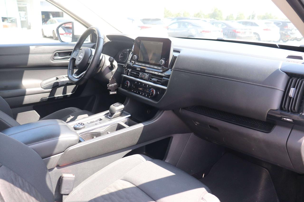 2024 Nissan Pathfinder SV NO ACCIDENTS CARPLAY REMOTE START HEATED SEATS Photo