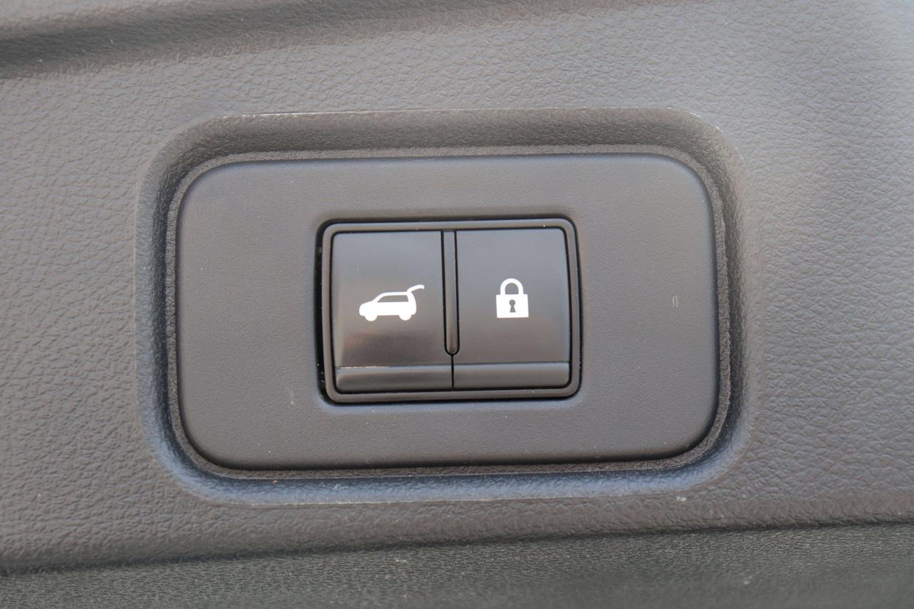 2024 Nissan Pathfinder SV NO ACCIDENTS CARPLAY REMOTE START HEATED SEATS Photo