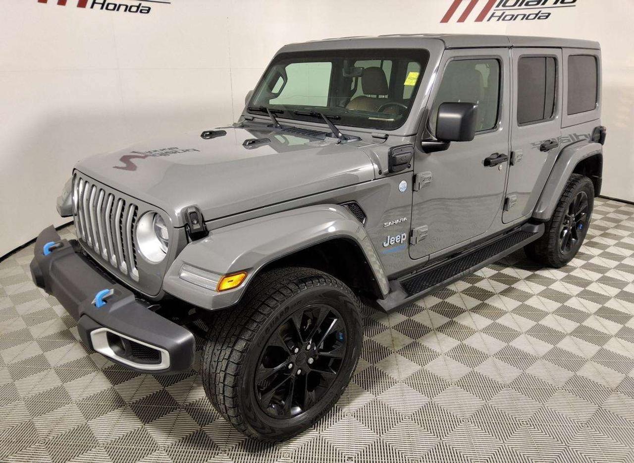 2022 Jeep Wrangler Sahara Photo0