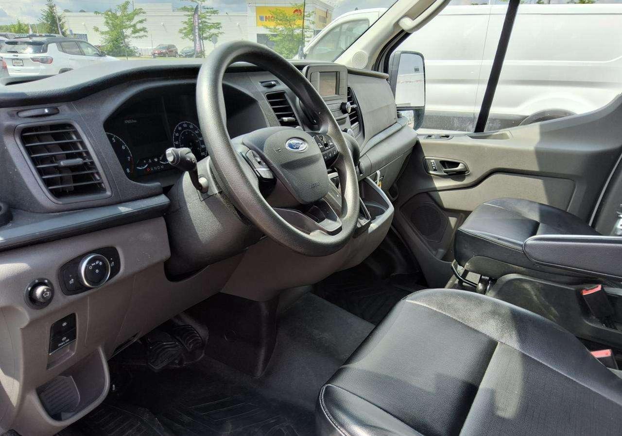 2025 Ford Transit Cargo Van Base Photo
