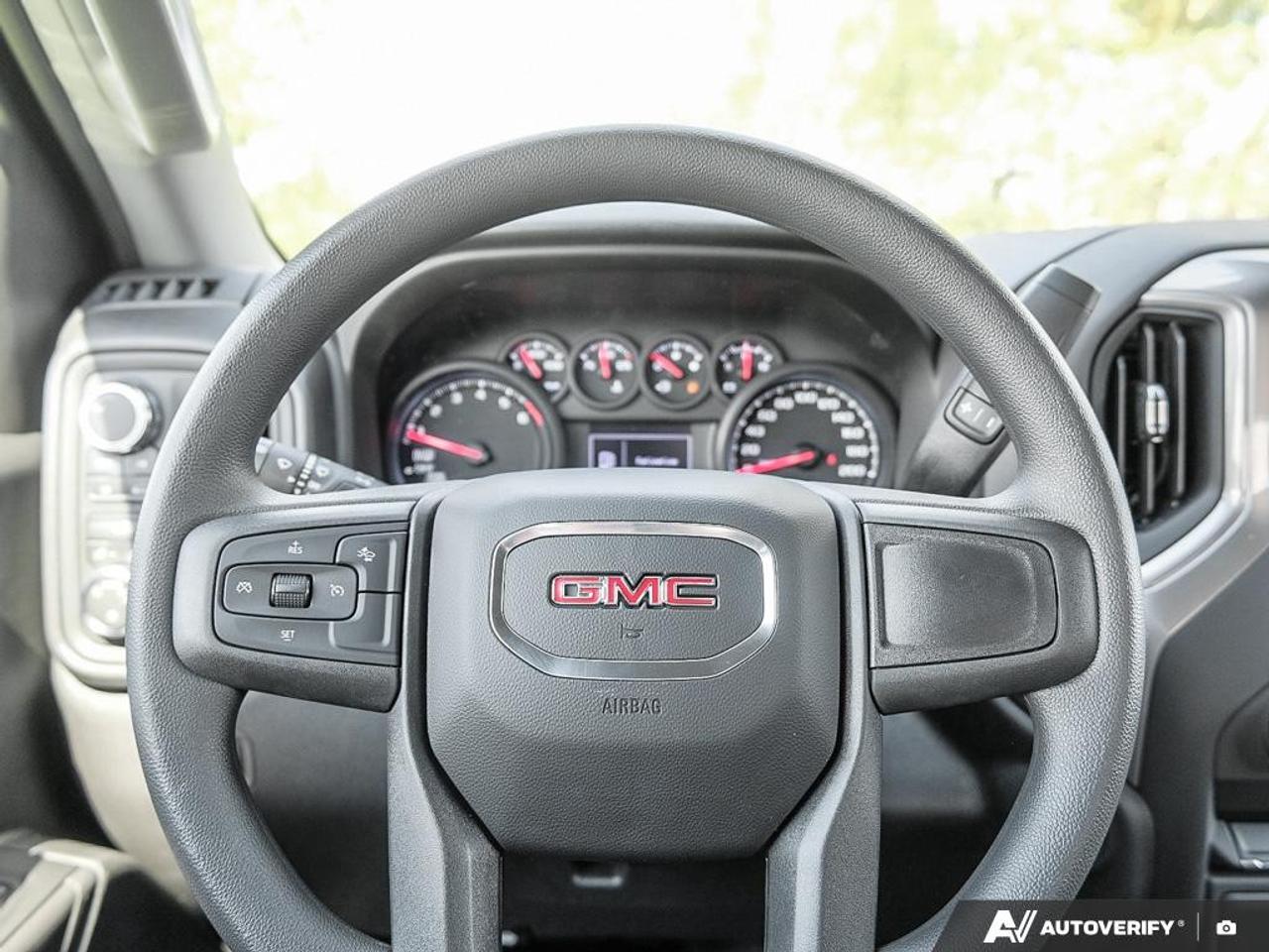 2026 GMC Sierra 1500 Crew Cab Short Box 4-Wheel Drive Pro Photo