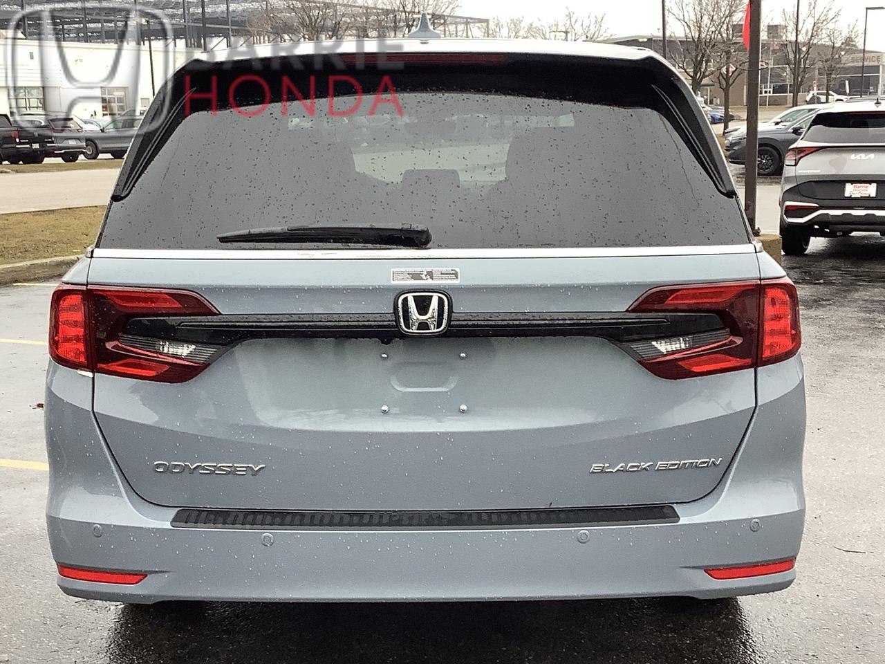 2027 Honda Odyssey Black Edition Passenger Van Photo