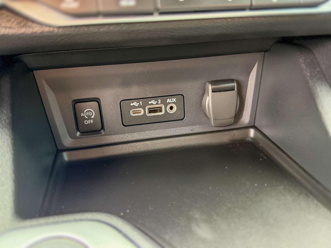 2024 Nissan Sentra SV/LOW KM/BSM/ACC/CAMERA/REMOTE/2L/NO ACCIDENTS Photo