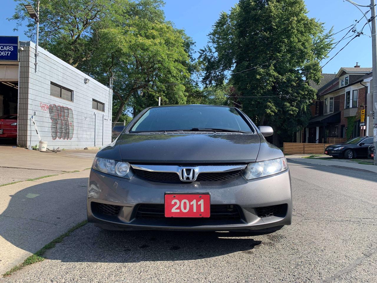 2011 Honda Civic SE Photo