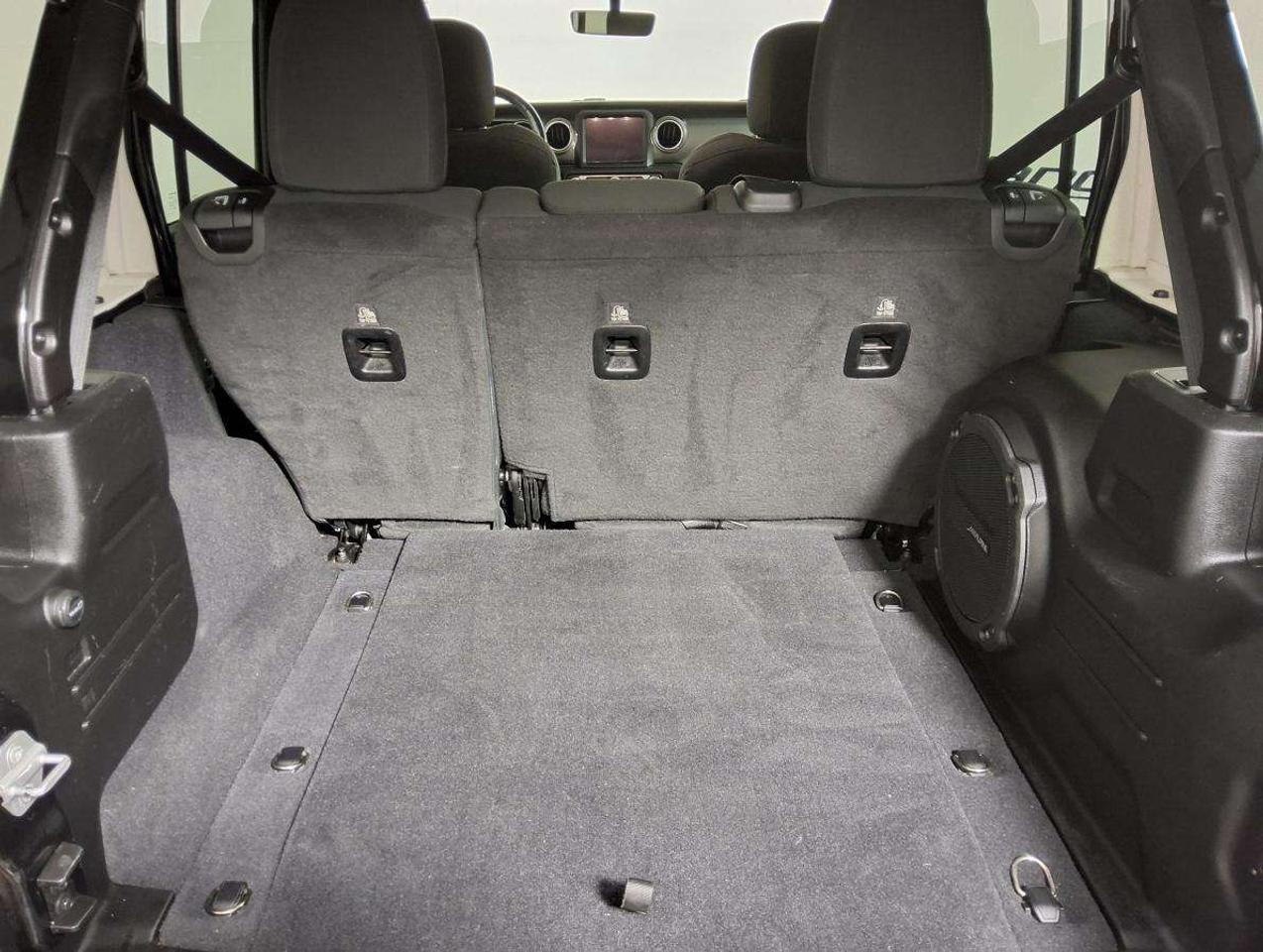 2019 Jeep Wrangler Sahara Photo