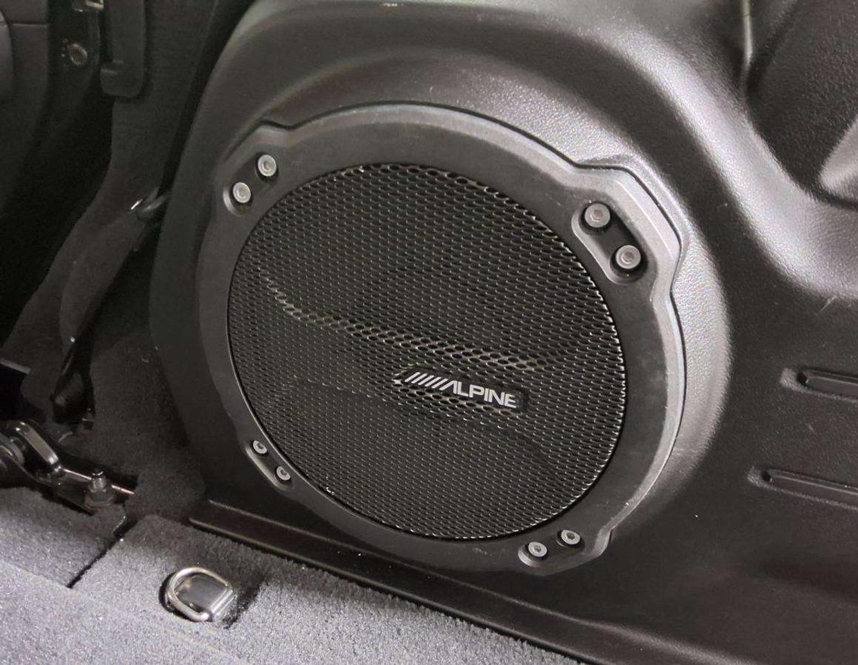 2019 Jeep Wrangler Sahara Photo
