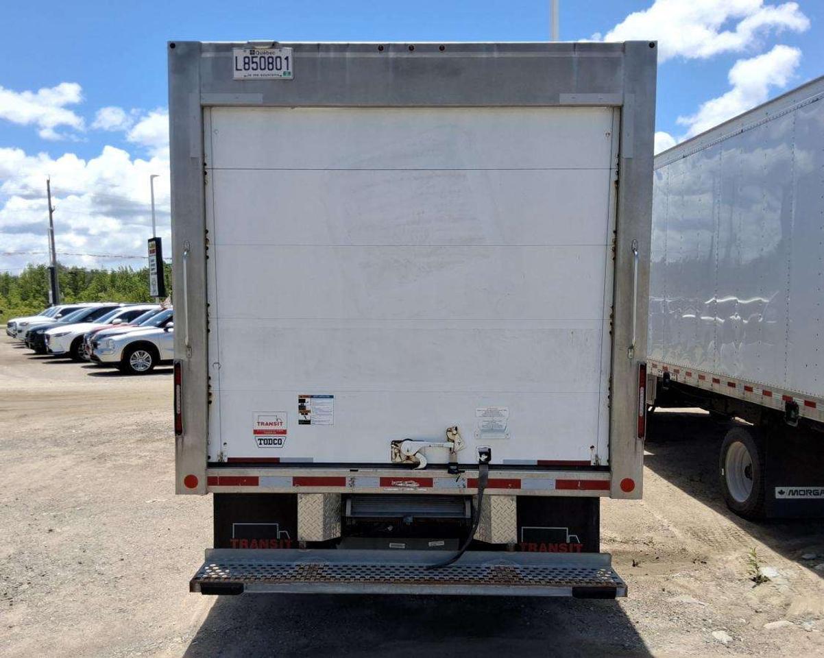 2022 Ford E-Series BASE Photo