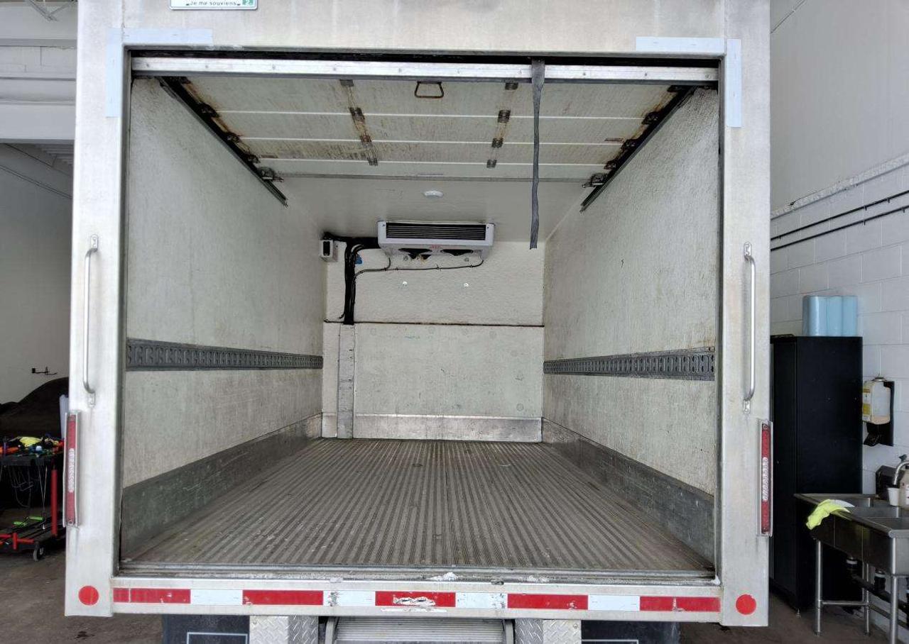 2022 Ford E-Series BASE Photo