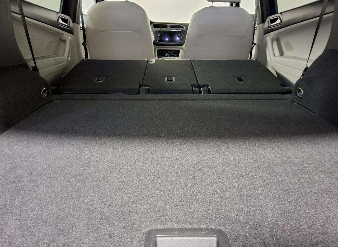 2022 Volkswagen Tiguan Highline R-line Photo