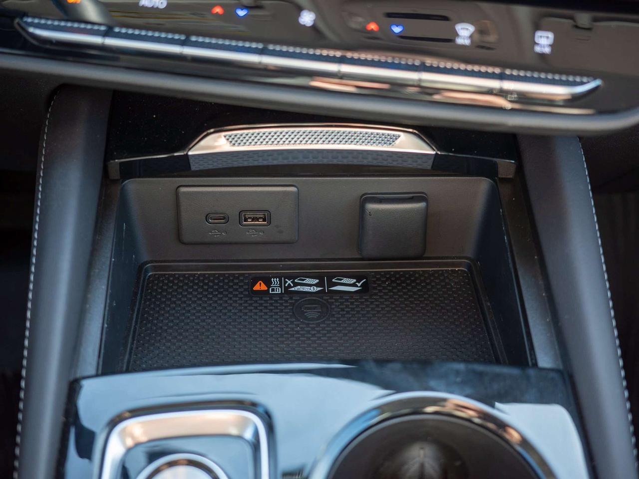 2026 Buick Envision Sport Touring - Leather Steering Wheel Photo
