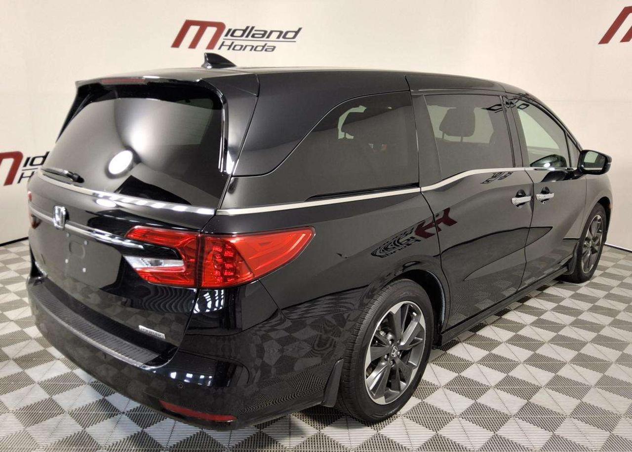 2022 Honda Odyssey Touring Photo