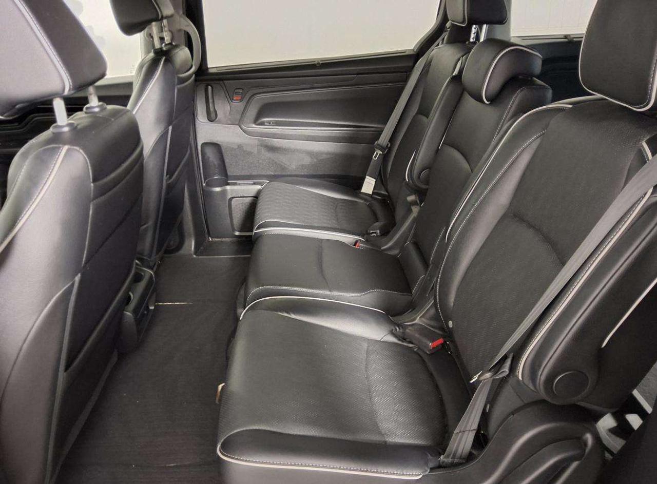 2022 Honda Odyssey Touring Photo