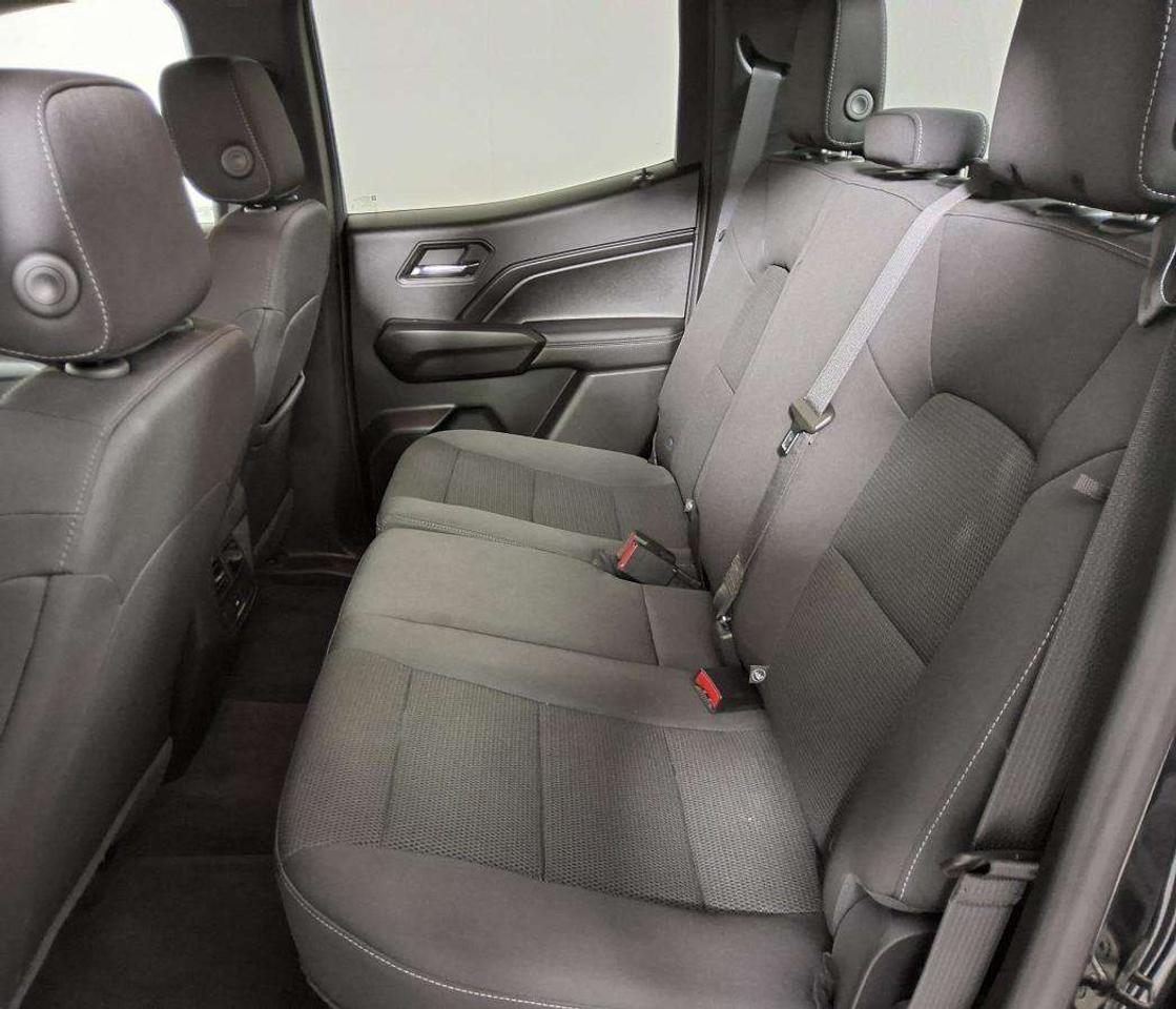 2023 Chevrolet Colorado 4WD LT Photo