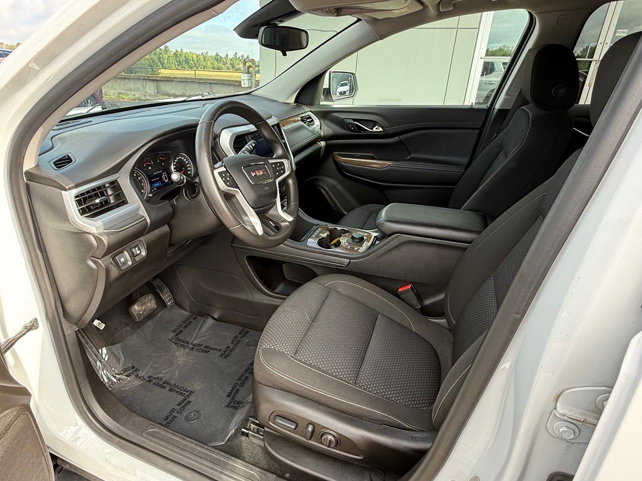 2022 GMC Acadia SLE All-wheel Drive Photo