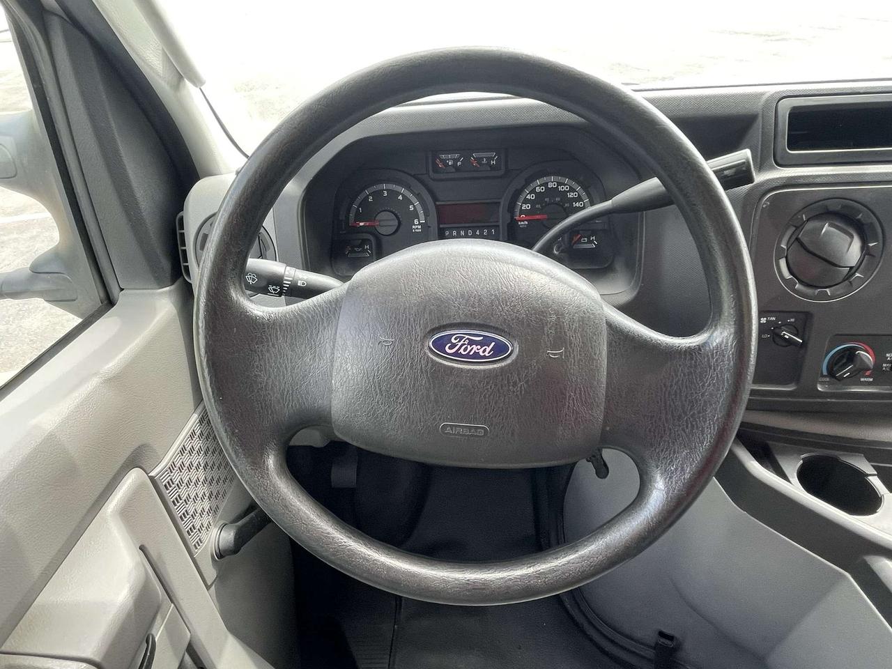 2019 Ford E-Series BASE Photo