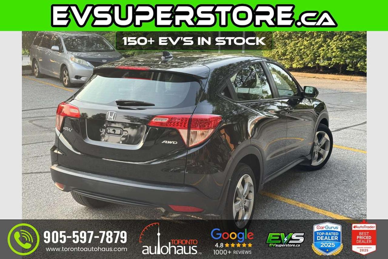 2017 Honda HR-V LX/AWD/NO ACCIDENTS Photo