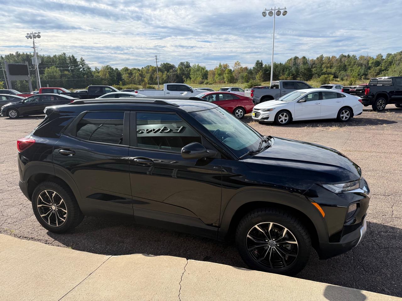 2021 Chevrolet TrailBlazer LT All-Wheel Drive Photo