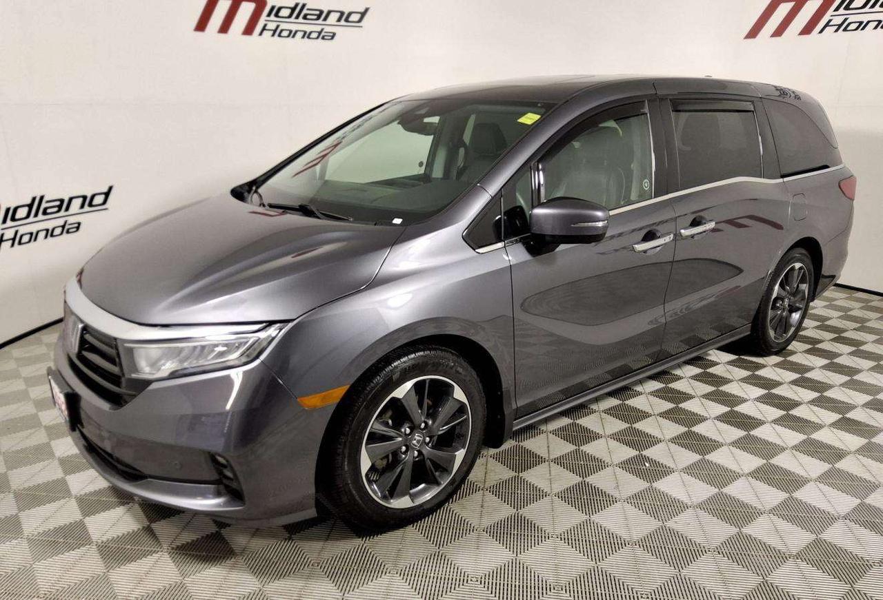 2022 Honda Odyssey Touring Photo