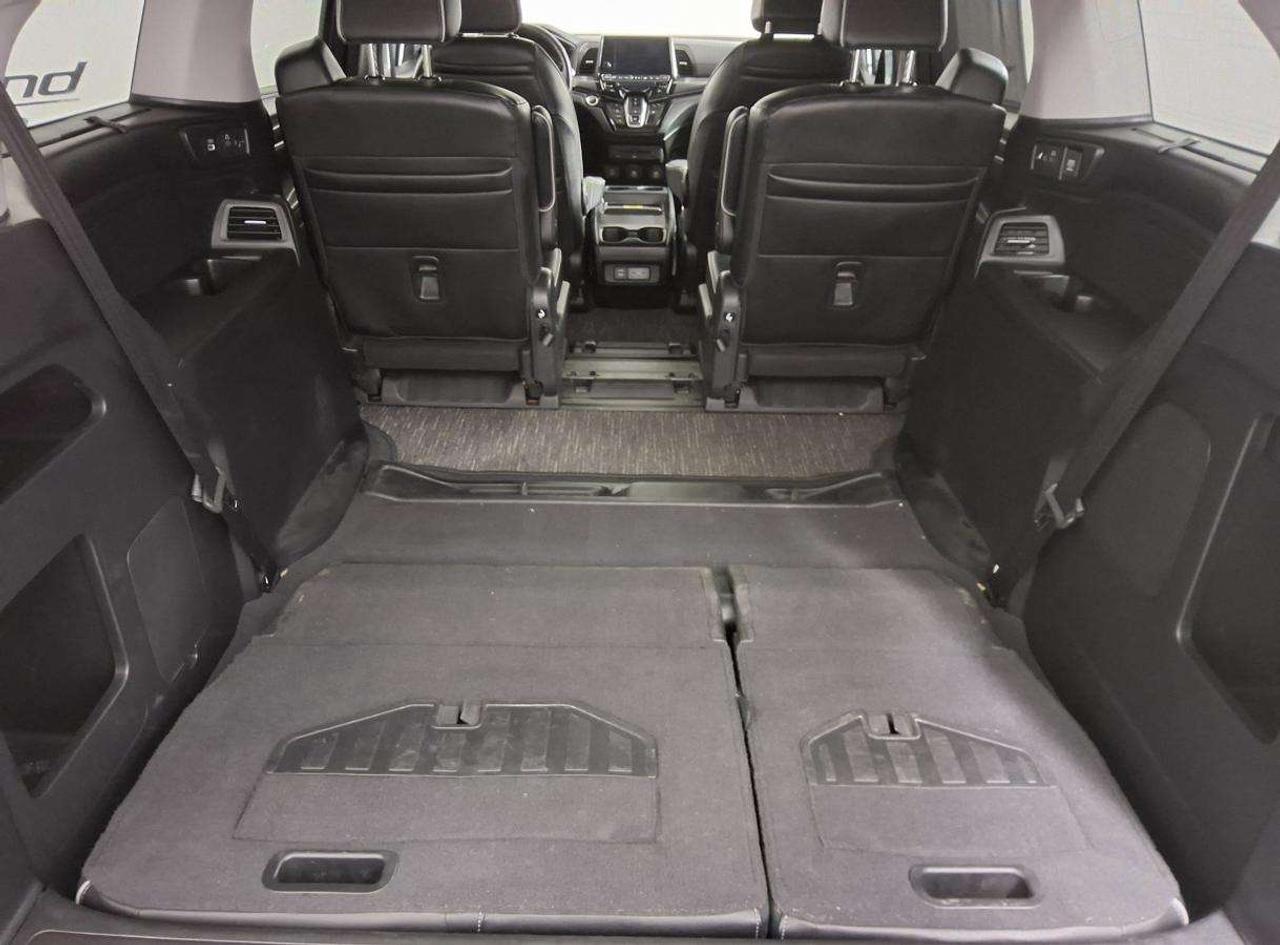 2022 Honda Odyssey Touring Photo