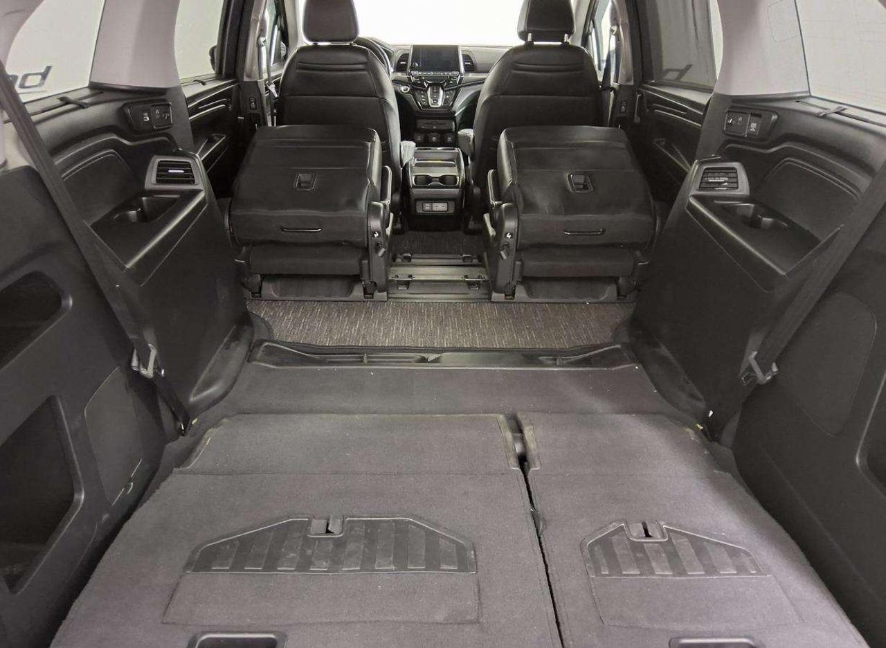 2022 Honda Odyssey Touring Photo