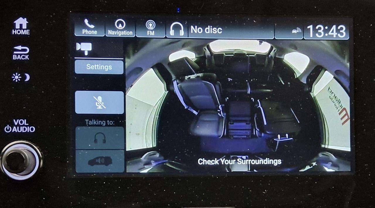 2022 Honda Odyssey Touring Photo