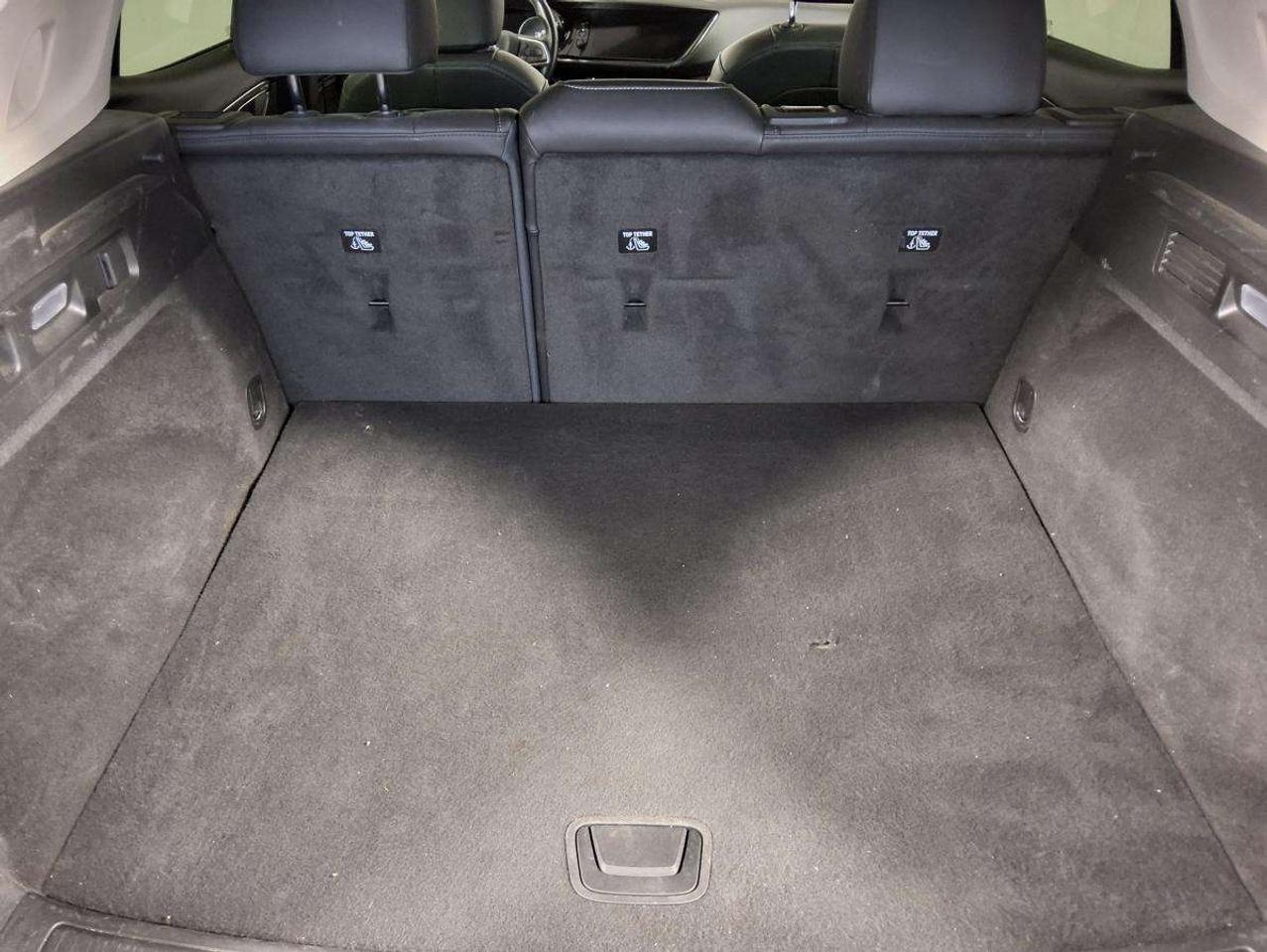 2023 Buick Envision Essence Photo